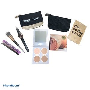 Makeup bundle